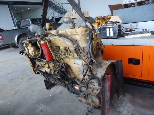 ขายเครื่องปั่นไฟพร้อมตู้เชื่อม