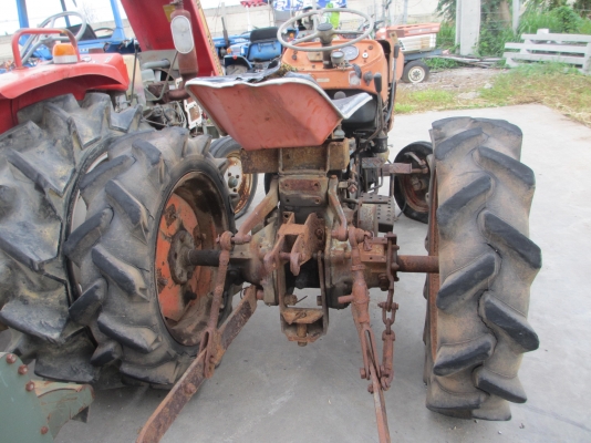 ขาย คูโบต้า L2000 ตามสภาพ ราคาถูก ขับได้ เกียร์เข้าได้ทุกเกี่ยร์