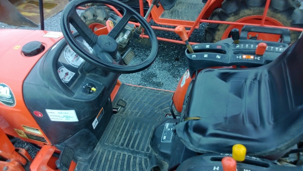 มาแล้ว KUBOTA B2420  คุณภาพเยี่ยม พร้อมใบมีด ติดตัวรถ