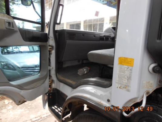 ขาย Hino FC4J 140 แรง ปี 42    แอร์เย็น  เครื่องเดิม เกียร์เดิม  แซทซีสวย