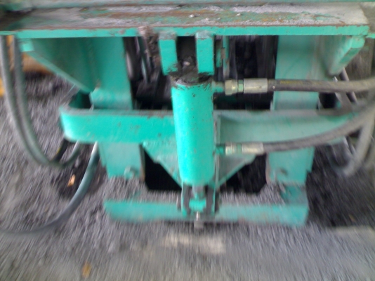 เครื่องอัดอิฐบล็อกไฮดรอลิกแบบ 6 ก้อน 4คอนโทล (ตอรองได้ เจ้าของขายเอง 091-0656885) เครื่องอัดอิฐบล็อกไฮดรอลิกแบบ 6 ก้อน 4คอนโทล (ตอรองได้ เจ้าของขายเอง 091-0656885)