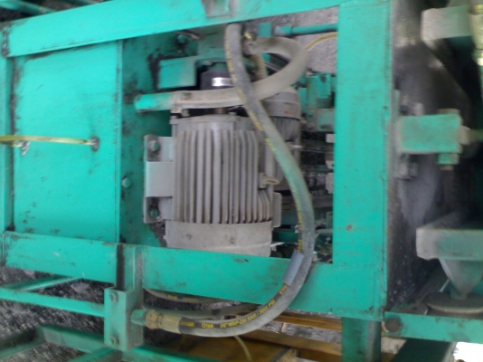 เครื่องอัดอิฐบล็อกไฮดรอลิกแบบ 6 ก้อน 4คอนโทล (ตอรองได้ เจ้าของขายเอง 091-0656885) เครื่องอัดอิฐบล็อกไฮดรอลิกแบบ 6 ก้อน 4คอนโทล (ตอรองได้ เจ้าของขายเอง 091-0656885)