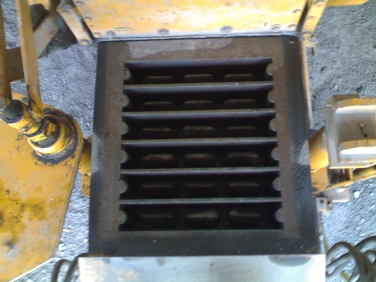 เครื่องอัดอิฐบล็อกไฮดรอลิกแบบ 6 ก้อน 4คอนโทล (ตอรองได้ เจ้าของขายเอง 091-0656885) เครื่องอัดอิฐบล็อกไฮดรอลิกแบบ 6 ก้อน 4คอนโทล (ตอรองได้ เจ้าของขายเอง 091-0656885)