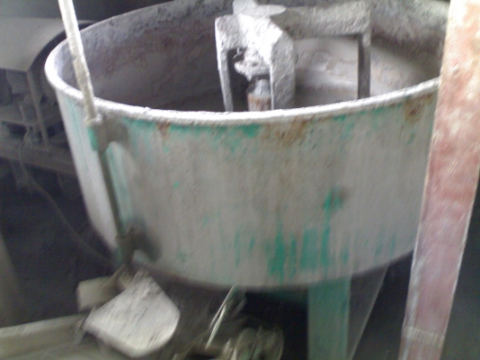 เครื่องอัดอิฐบล็อกไฮดรอลิกแบบ 6 ก้อน 4คอนโทล (ตอรองได้ เจ้าของขายเอง 091-0656885) เครื่องอัดอิฐบล็อกไฮดรอลิกแบบ 6 ก้อน 4คอนโทล (ตอรองได้ เจ้าของขายเอง 091-0656885)