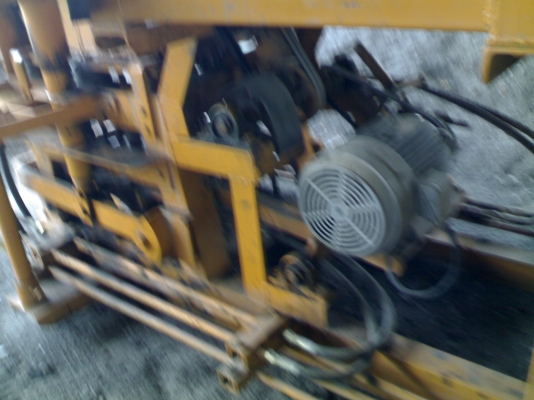 เครื่องอัดอิฐบล็อกไฮดรอลิกแบบ 6 ก้อน 4คอนโทล (ตอรองได้ เจ้าของขายเอง 091-0656885) เครื่องอัดอิฐบล็อกไฮดรอลิกแบบ 6 ก้อน 4คอนโทล (ตอรองได้ เจ้าของขายเอง 091-0656885)