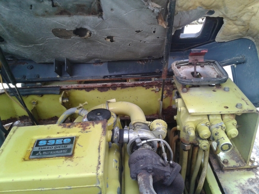 ต้องการขายรถล้อยางตักยี่ห้อ mitsubishi-ws300A-TURBO จากญี่ปุ่น ต้องการขายรถล้อยางตักยี่ห้อ mitsubishi-ws300A-TURBO จากญี่ปุ่น