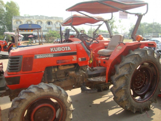 แทรกเตอร์มือสองรุ่น M5000