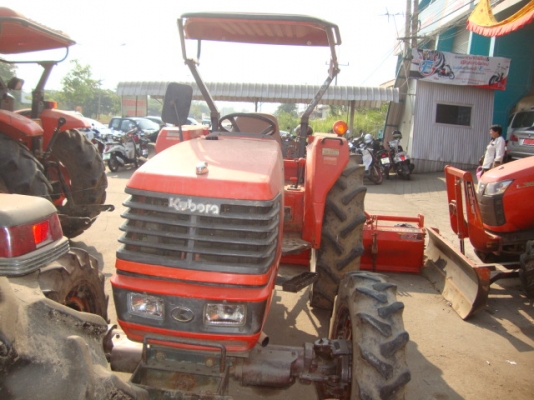 แทรกเตอร์มือสองรุ่น M5000