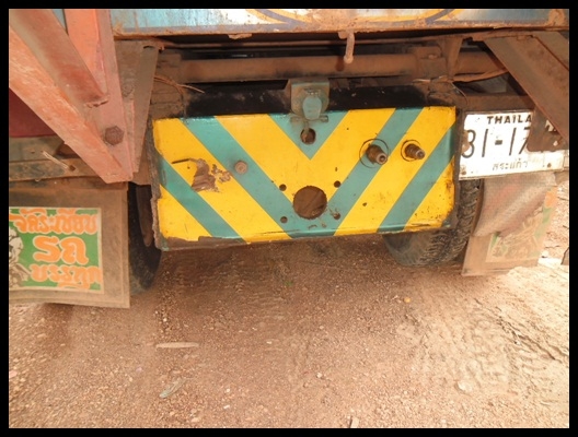 สิบล้อฮีโน่ วางเครื่อง EM100 สภาพดี สวยๆ