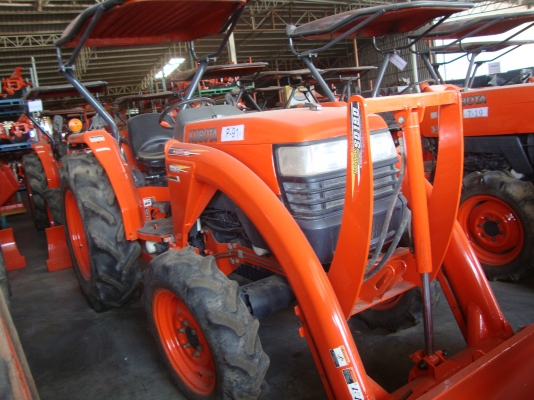 รถแทรกเตอร์รุ่น L4508DI + SD