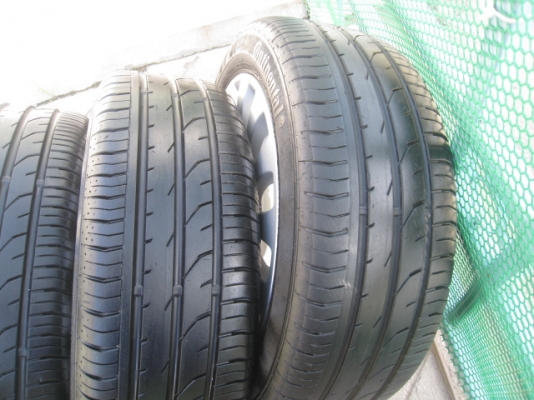 ขายล้อแม็ก Ford fiesta 15"x6" et45 4รู100 + ยาง ปี 12  Toyota ,Suzuki, Mazda ก็ใส่ได้ครับ (081-3747940)