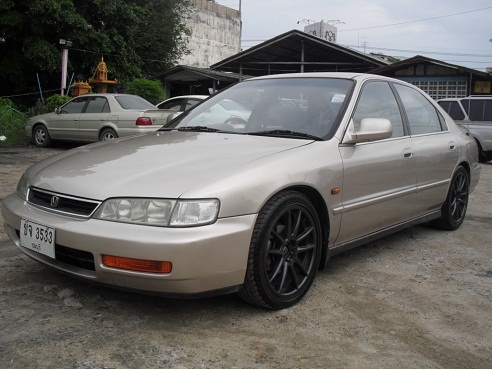 ACCORD ไฟท้ายสองก้อน รถสวยพร้อมใช้ ออกรถไม่ต้องใช้เงิน