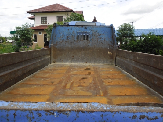 ขาย 6 ล้อ ดั้ม NPR 130 --- ราคาเบาๆ