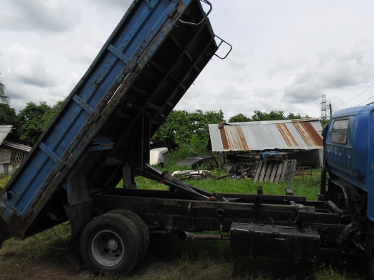 ขาย 6 ล้อ ดั้ม NPR 130 --- ราคาเบาๆ