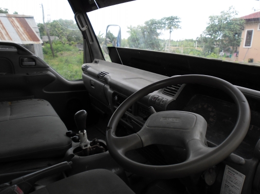 ขาย 6 ล้อ ดั้ม NPR 130 --- ราคาเบาๆ