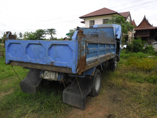 ขาย 6 ล้อ ดั้ม NPR 130 --- ราคาเบาๆ