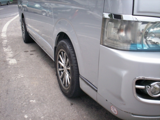 ล้อแม็กขอบ17 โครเมียมเงาแว๊บ สภาพใหม่กิ๊ก พร้อมยาง225/55/R17  6รู ใส่รถตู้โตโยต้าคอมมูเตอร์ TEL.0890671028