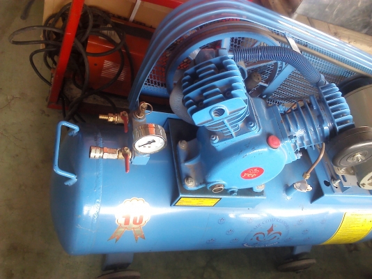 ปั้มลมสองสูบ 64 ลิตร ครบชุดของใหม่ขายถูก (มี 2 เครื่อง) ปั้มลมสองสูบ 64 ลิตร ครบชุดของใหม่ขายถูก (มี 2 เครื่อง)