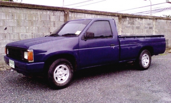 ขาย นิสสัน บิ๊กเอ็ม(Big M)ตอนเดียว เกียร์ธรรมดา+ เครื่อง ดีเซล2500 แชสซีไม่ผุ+เครื่อง+เกียร์ดี+แอร์เย็น 55,000 บ T. 081-1917015