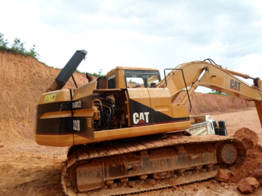 ขายรถแบ็คโฮ CAT 320 v2    รถสวย เอกสารพร้อมโอน