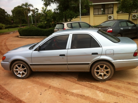 ขายรถ. เก๋งโตต้า. ปี96 140000ขายด่วน.  ต่อลองได้ครับ