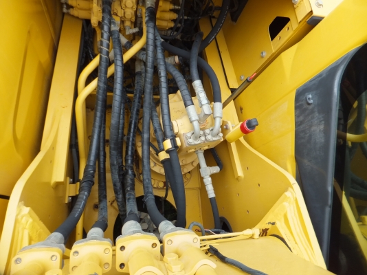 KOMATSU PC200-8รถปี2006 ซีเรียลC-80034ใช้งาน9200ช.ม