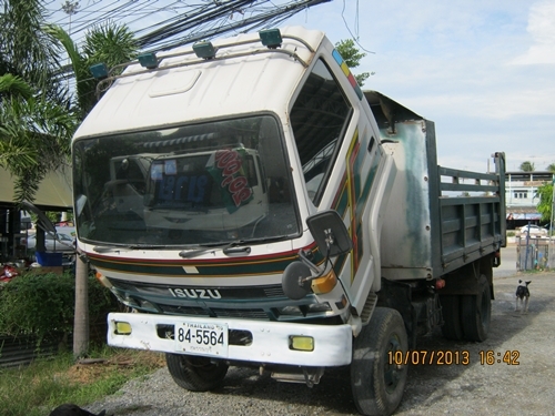 เบอร์เจ้าของ 081-8569049ขายรถหกล้อดั้มดินอีซูซูNRR รถประกอบ185แรงม้าเสื้อส้ม 6BG1