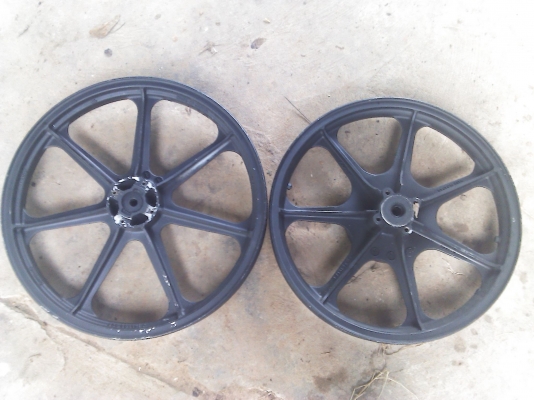 ขายล้อแม็กเกวียน 7 ก้าน Kawasaki Made in japan