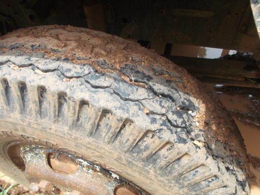 ขายด่วนรถสิบล้อหลงโบ2เพลามเครือง6D16โบ220แรงม้า