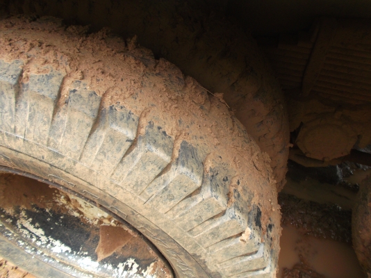 ขายด่วนรถสิบล้อหลงโบ2เพลามเครือง6D16โบ220แรงม้า