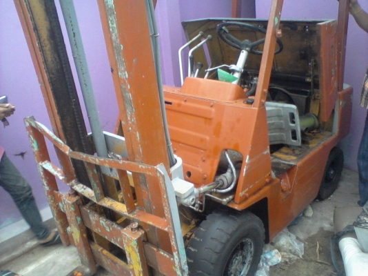 ขายรถ forklift โฟล์คลิฟท์มือสอง KOMATSU โคมัตซุ1.5ตัน ดีเซล