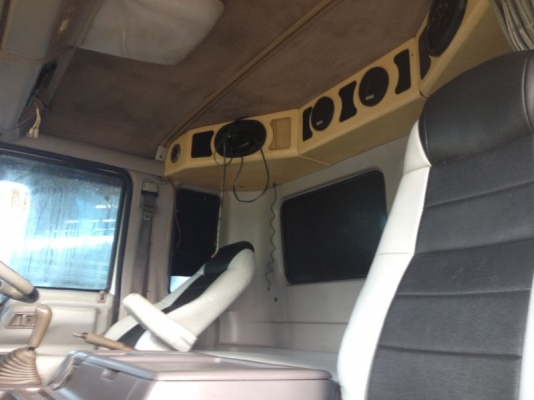 รถฮีโน่ 12 ล้อ เปอร์เฟีย ตู้เย็น 320 แรงม้า   สนใจติดต่อ 081 - 6079515