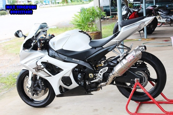 แม็กสิงห์บุรี//SUZUKI GSXR-1000 K7 ปี2007 ท่อสูตร YOSHIMURA คู่  สรรพาสมิตร 285000 ด่วน