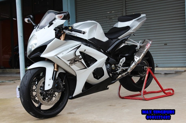 แม็กสิงห์บุรี//SUZUKI GSXR-1000 K7 ปี2007 ท่อสูตร YOSHIMURA คู่  สรรพาสมิตร 285000 ด่วน
