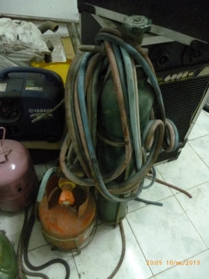 ขายชุดตัดแก๊ส มือสอง มีหัว 1 อัน  เกย์ 2 อัน ขายตาม สารรูปครับ