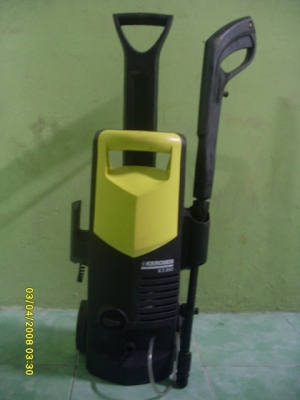 ขายเครื่องฉีดน้ำแรงดันสูง 100bar. KARCHER HighPressure K2.900 ราคา 2300 บาท