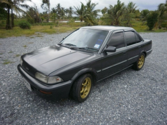 ขายรถเก๋ง toyota corolla เครื่องหัวฉีด16V M/T พวงมาลัยเพาเวอร์ เอร์เย็น DVD-MP3 แม็คยุ่นแท้ ยางใหม่4เส้น ขาย68500 สอบถามโทร 084-3576081 089-1715447man