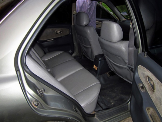 ขายด่วน รถสวย สภาพดี สีเดิมบางแอร์เย็น ขายด่วน รถสวย สภาพดี สีเดิมบางแอร์เย็น