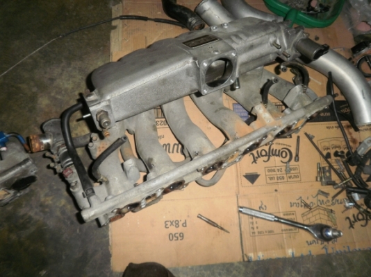 ขายท่อไอดี RB20   เอาเป็นอะไหล่   ขาย1300   มี2อัน โทร084-3576081