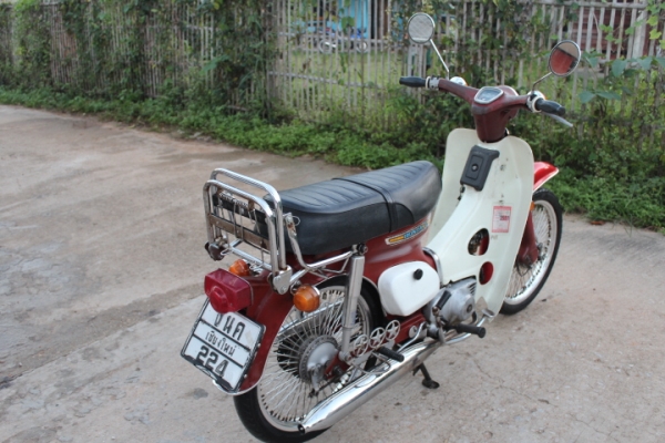 C70K2 มีทะเบียนพร้อมโอนภาษีขาด4ปีสภาพเดิมสวยครับขาย14800บาทครับ