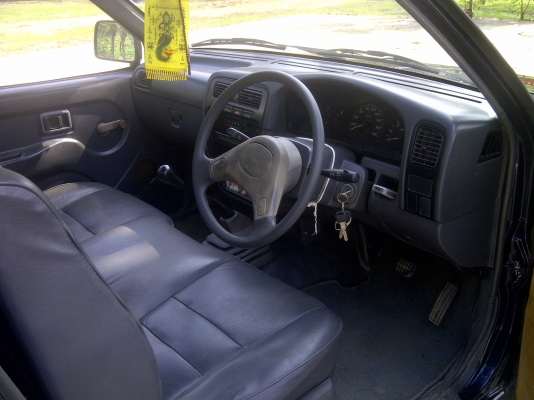 ขาย นิสสันบิ๊กเอ็ม 4 ขอ หายากคับ พร้อมขายแล้วคับ