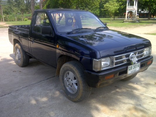 ขาย นิสสันบิ๊กเอ็ม 4 ขอ หายากคับ พร้อมขายแล้วคับ