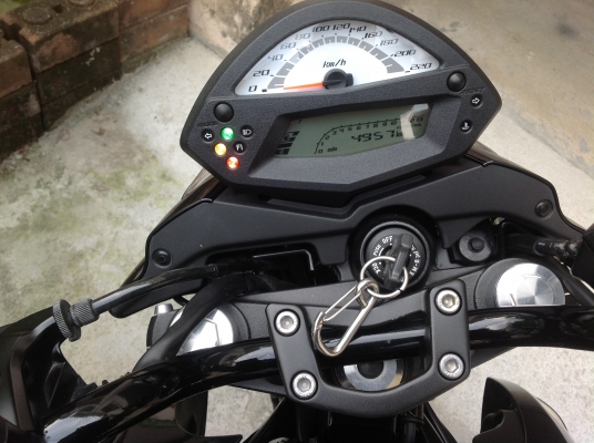 ขาย ER6N ปี2011 รถใช่งานน้อยมากสภาพใหม่กรี๊ปครับ