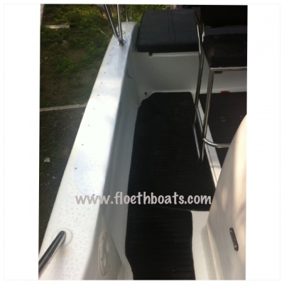 ต้องการขายเรือ 22 ฟุต พร้อมเครื่อง YAMAHA 115 Hp ด่วนมาก!!!! ต้องการขายเรือ 22 ฟุต พร้อมเครื่อง YAMAHA 115 Hp ด่วนมาก!!!!