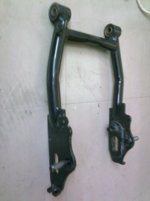 ขายสวิงอาร์มกอลิล่าของเเท้ติดรถ ราคา 400 บาทพร้อมส่ง กรุงเทพครับ ขายสวิงอาร์มกอลิล่าของเเท้ติดรถ ราคา 400 บาทพร้อมส่ง กรุงเทพครับ