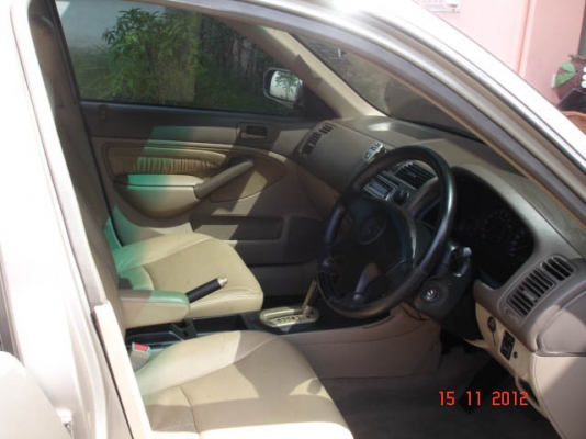 HONDA, CIVIC 1.7 VTi-L โฉม Dimention สีบรอนซ์ทอง เบาะหนัง เกียร์ออโต้ ทะเบียน กรุงเทพ