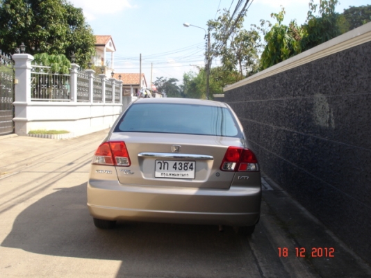 HONDA, CIVIC 1.7 VTi-L โฉม Dimention สีบรอนซ์ทอง เบาะหนัง เกียร์ออโต้ ทะเบียน กรุงเทพ