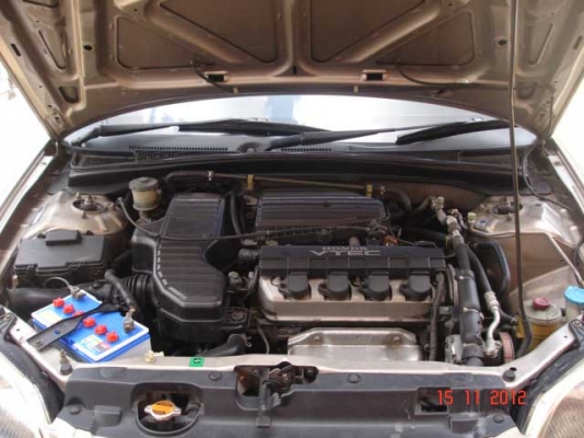 HONDA, CIVIC 1.7 VTi-L โฉม Dimention สีบรอนซ์ทอง เบาะหนัง เกียร์ออโต้ ทะเบียน กรุงเทพ