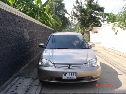 HONDA, CIVIC 1.7 VTi-L โฉม Dimention สีบรอนซ์ทอง เบาะหนัง เกียร์ออโต้ ทะเบียน กรุงเทพ