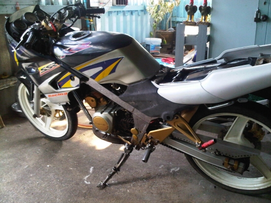 ขาย KR150 รถจอด สตาทติดเครื่องดี ทะเบียนโอน